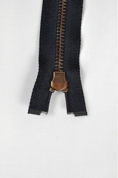 ZIP070  2號拉鏈 單頭拉鏈款式  紅古銅牙拉鏈   密尾拉鏈款式   不設單獨拉鍊訂購 細節-1